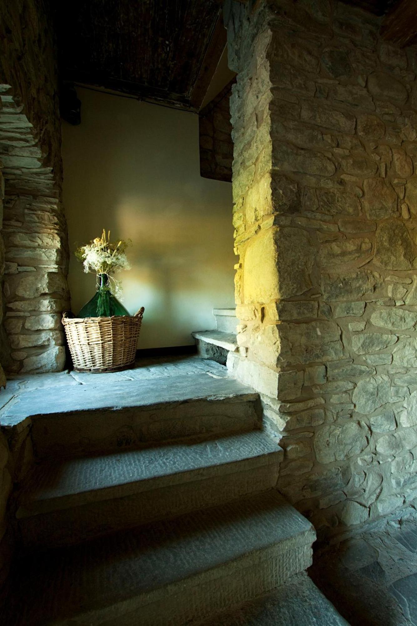 Zeri Mulino Marghen - Restored Watermill - Accomodation And Retreat Center المظهر الخارجي الصورة